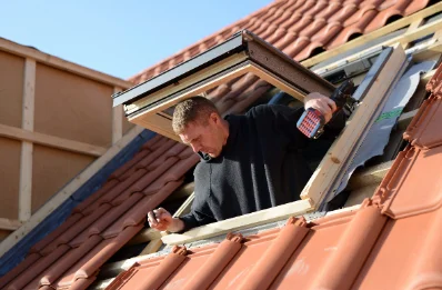 Pose de fenêtres de toit Velux à Miéry